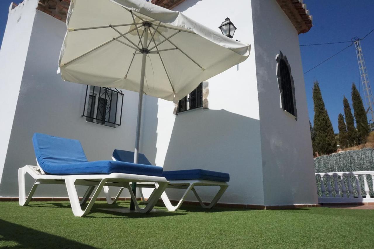Villa Las Encinas Costa Del Sol トロクス・コスタ エクステリア 写真