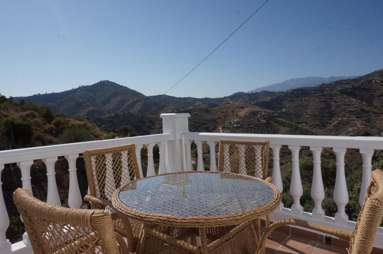 Villa Las Encinas Costa Del Sol トロクス・コスタ エクステリア 写真
