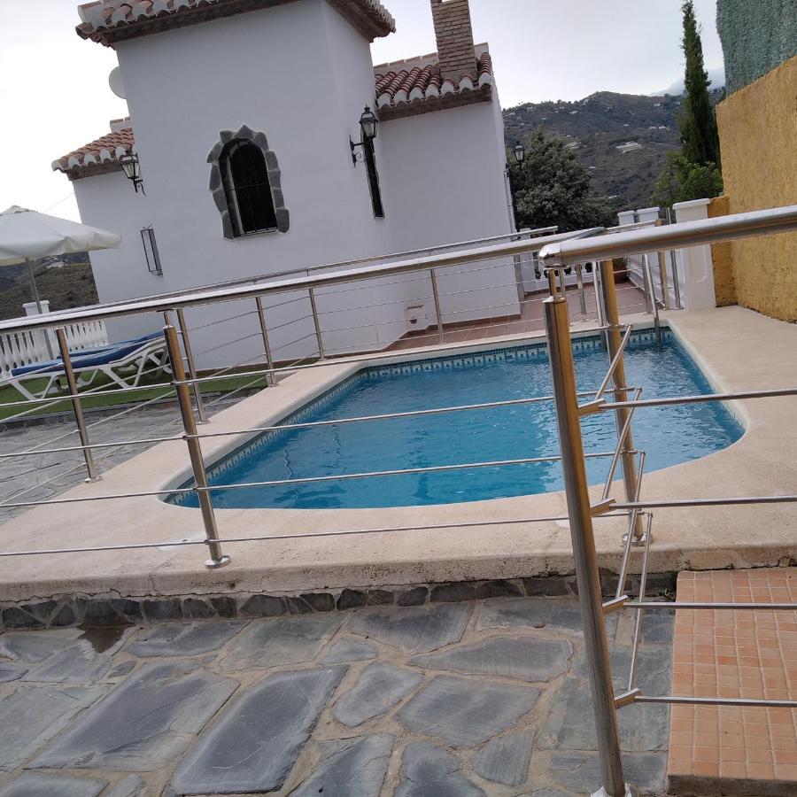 Villa Las Encinas Costa Del Sol トロクス・コスタ エクステリア 写真