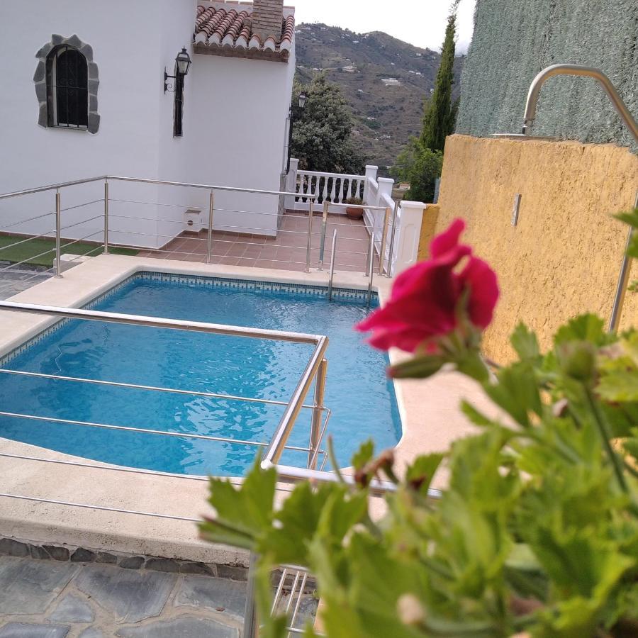 Villa Las Encinas Costa Del Sol トロクス・コスタ エクステリア 写真